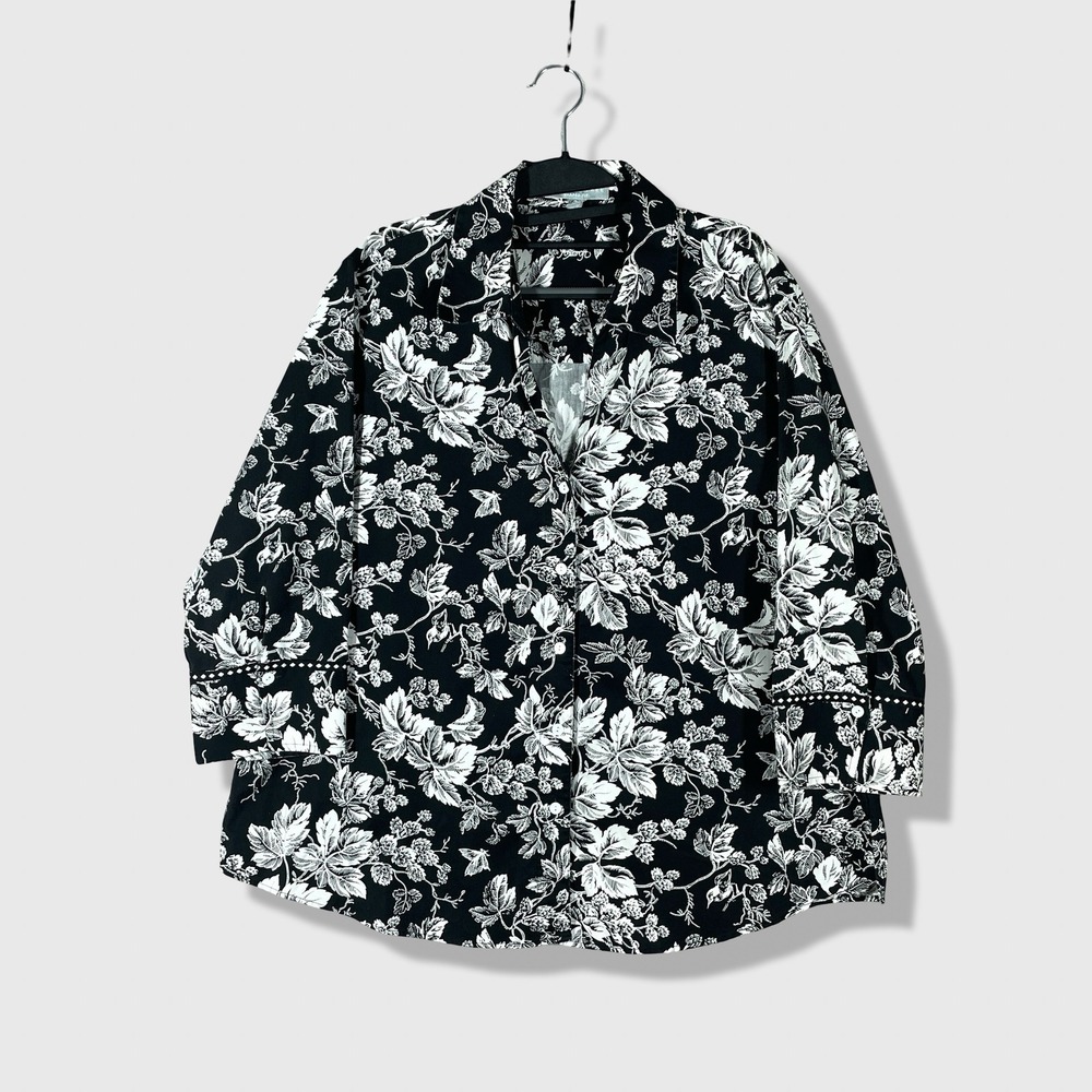 Foxcroft Button Up Shirt Women 16W Shaped Fit Floral Cottagecore Romantic